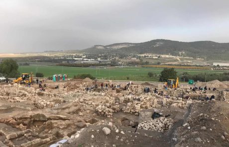 רה”ע עליזה בלוך בסיור בתל בית שמש