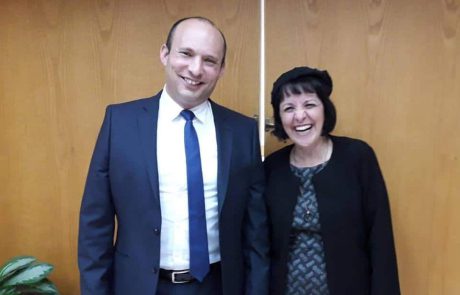 פגישה ראשונה של ד”ר בלוך עם שר החינוך נפתלי בנט