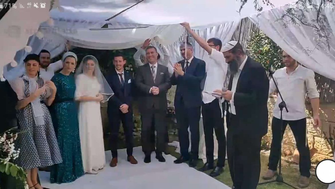 חתונה בימי קורונה מאת: מזל זוזו בן זקן