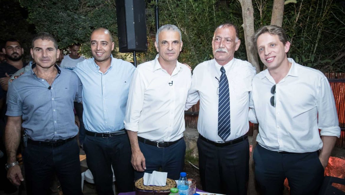 שר האוצר ושלומי מגנזי בביקור היסטורי בעין רפא ונקובא