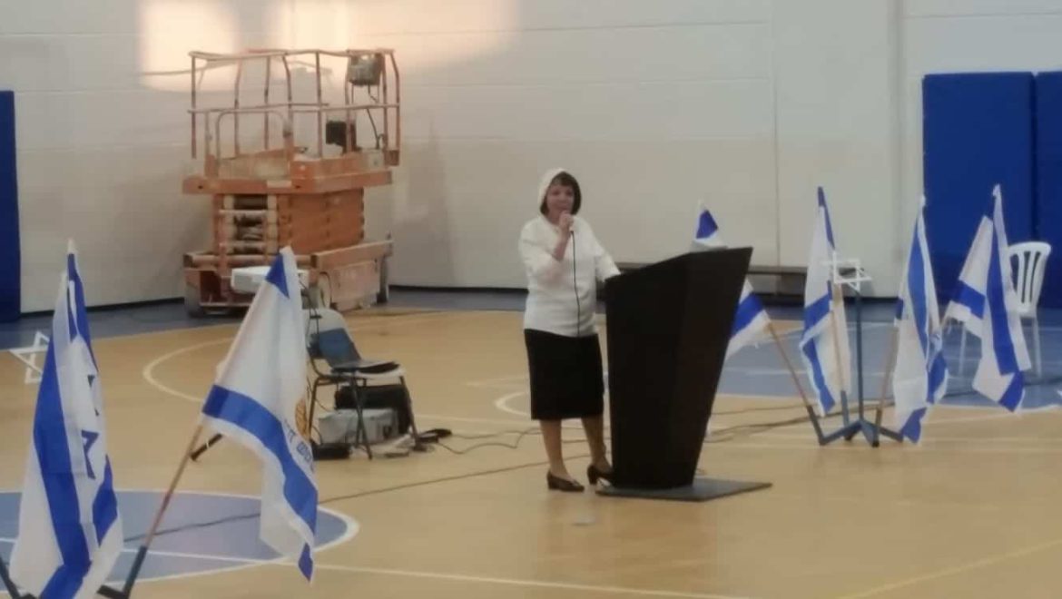 רה”ע עליזה בלוך במפגש עם עובדי העירייה