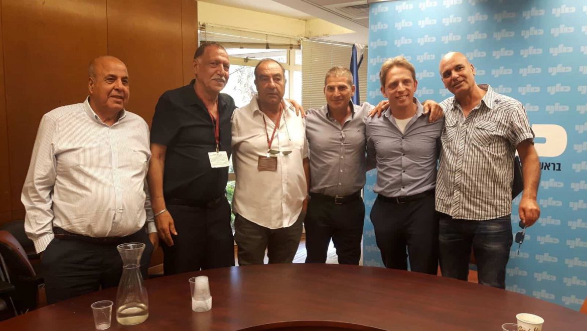 המועמד שלומי מגנזי וראשי ועדי ישובים בפגישה עם ח”כ רועי פולקמן