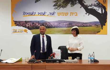 העברת שלטון ראשות העיר בין אבוטבול לבלוך