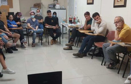 פרויקט ‘אמץ מהלב’ – למען ניצולי שואה