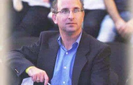 לחיי העם הזה מאת משה שפיבק